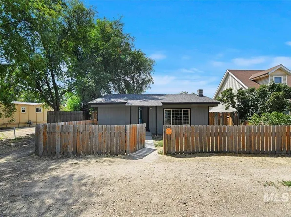 106 E Starcher Ave, Parma, ID 83660