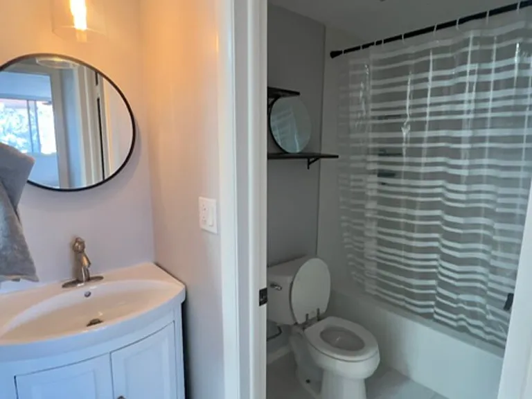 N Clarkson St — Photo 12