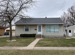 3029 Eastland Rd, Muskegon, MI 49441