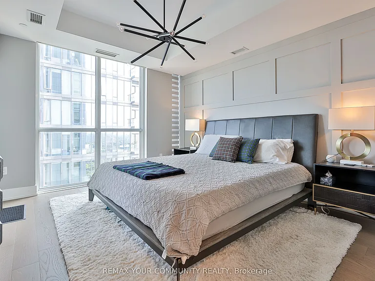 1 Yorkville Ave #4301 — Photo 19