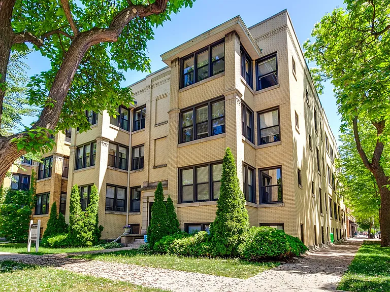 1216 W Thorndale Ave — Photo 14