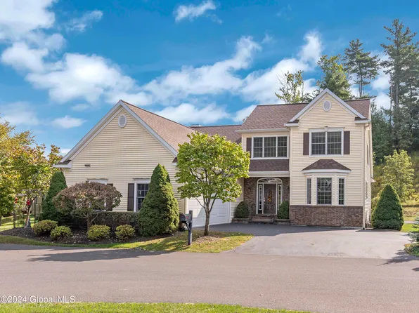 11 Tennyson, Slingerlands, NY 12159