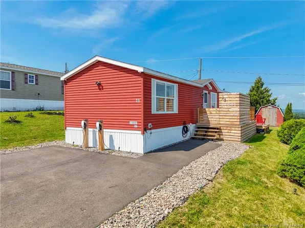 23 Barrington Rd, Fredericton, NB E3C 0A5