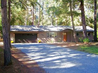 186 Pearl Dr, Grants Pass, OR 97527