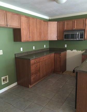 5th image of 741 W Creek Dr