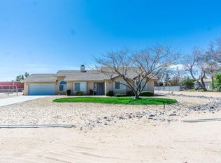 15093 Palm St, Hesperia, CA 92345