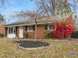 410 Danesmoor Rd, Holland, OH 43528