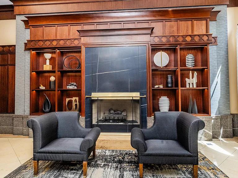 21 E Huron St #1207 — Photo 43