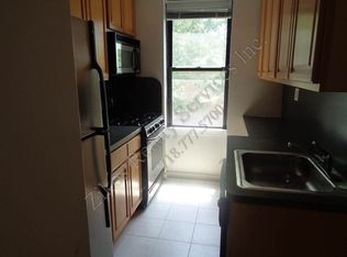 2106 35th St #3D, Astoria, NY 11105
