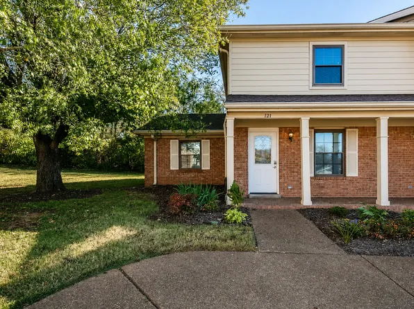 121 Ellington Pl, Madison, TN 37115