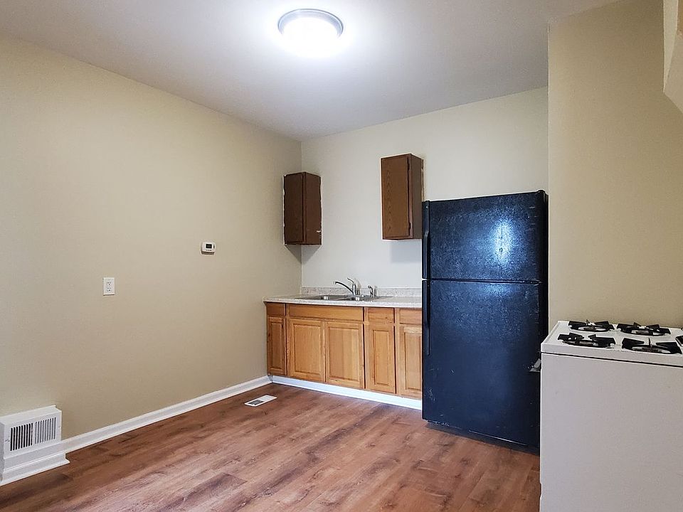 1006 Hickory St Apartment Rentals Joliet, IL Zillow