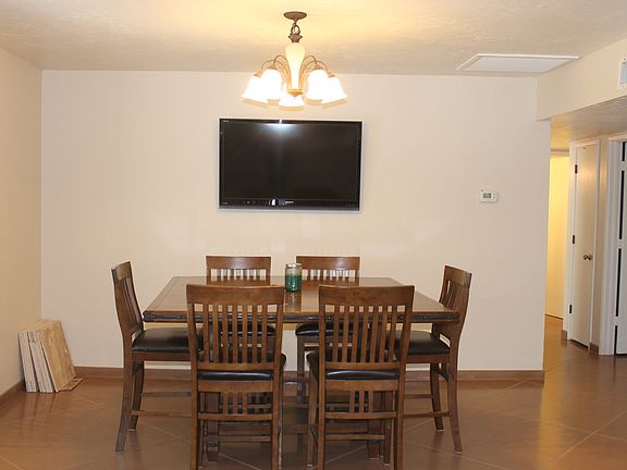 4th image of 8326 E Salinas Dr