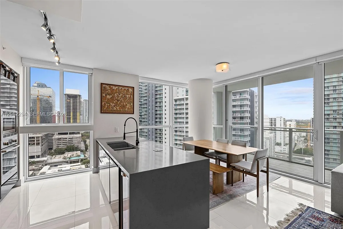 Building Photo - 1080 Brickell Ave #2001