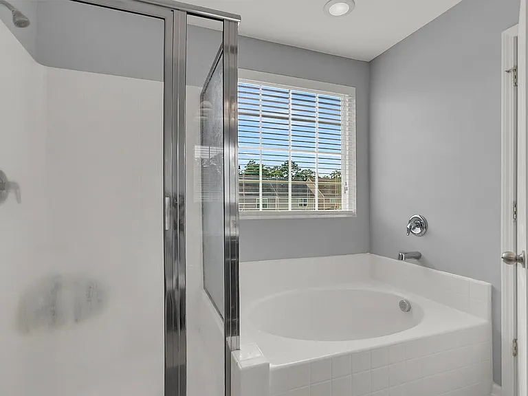 8903 Skipping Rock Ln — Photo 26