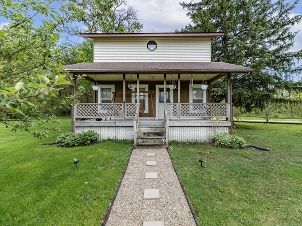 6269 Cleveland St, Merrillville, IN 46410