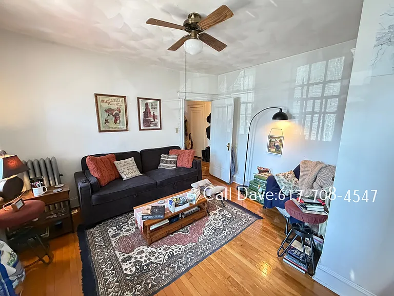 72 Strathmore Rd #4B — Photo 1