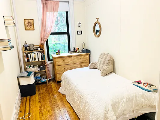 Rented by Corcoran | media 22