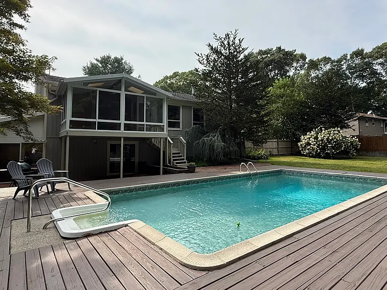 66 Newcastle Dr — Photo 28
