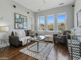 3416 N Racine Ave #3, Chicago, IL 60657