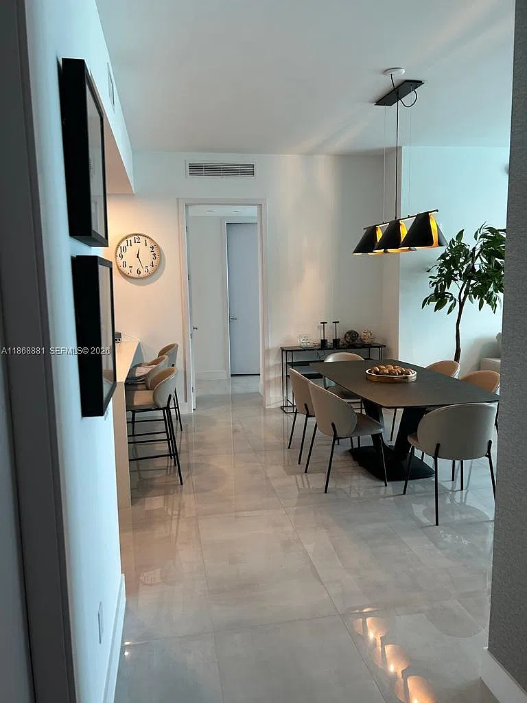 Sunny Isles Beach — Photo 4