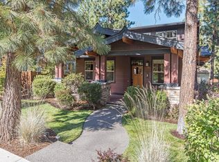 2620 NW Crossing Dr, Bend, OR 97703