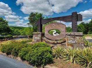 10424 Wildlife Rd, Charlotte, NC 28278