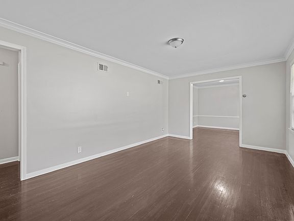 5th image of 4064 Hermitage Dr