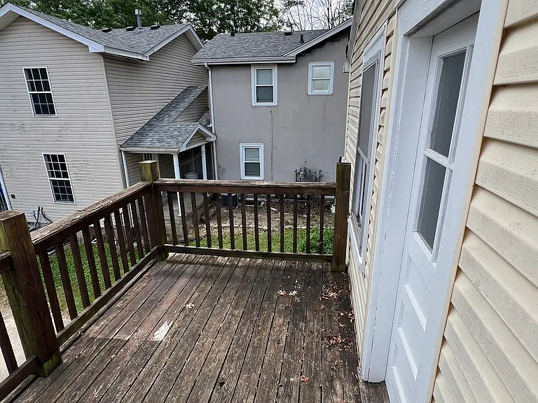 1241 Schiller Ave #2 — Photo 25