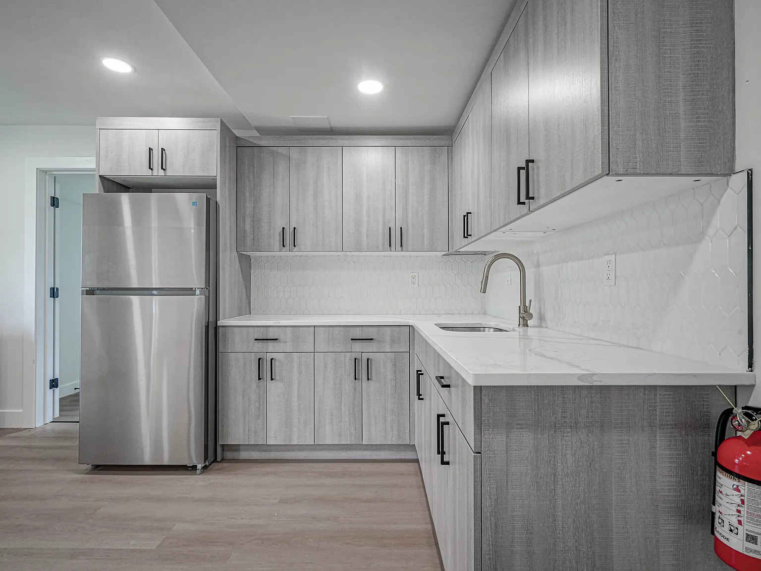2 bed, $2,000 — Photo 4