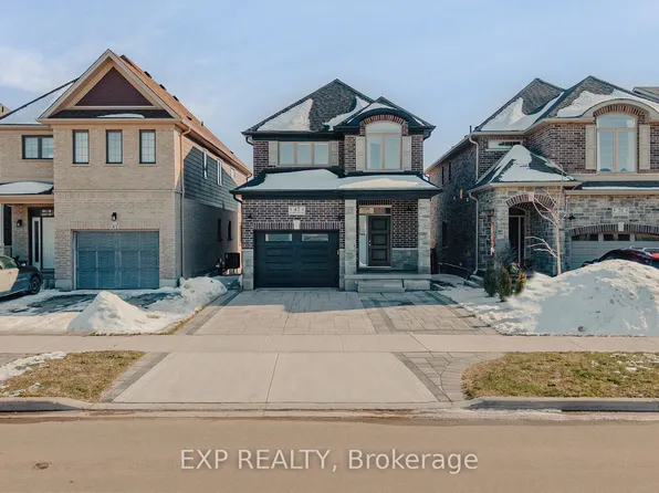 47 Pondcliffe Dr, Kitchener, ON N2R 0M3