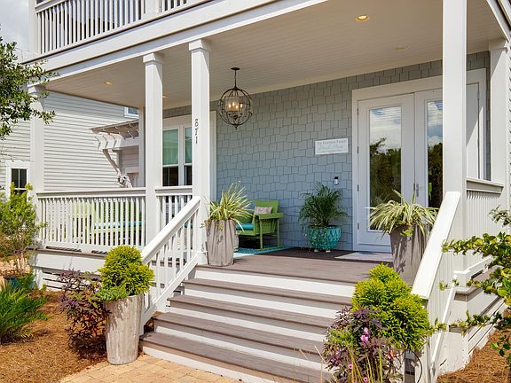 Spacious front porch