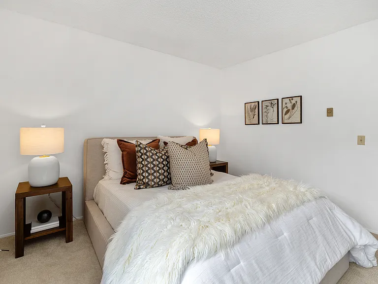 8746 Villa La Jolla Dr #53 — Photo 19