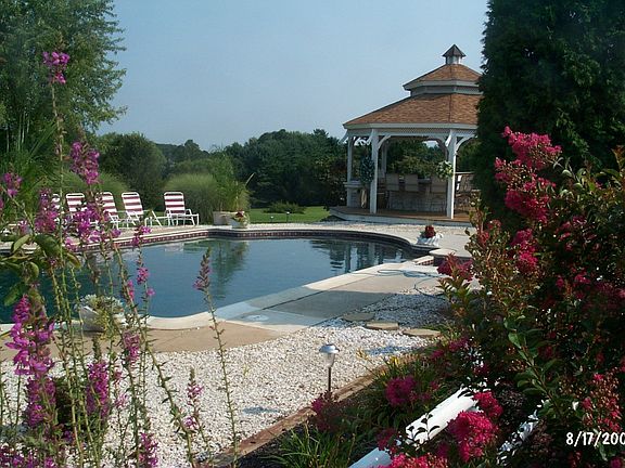 landscaping around pool