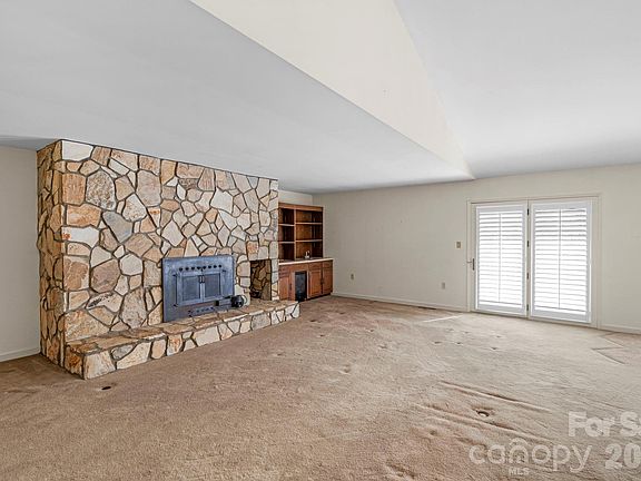 2nd image of 15015 Pawnee Trl