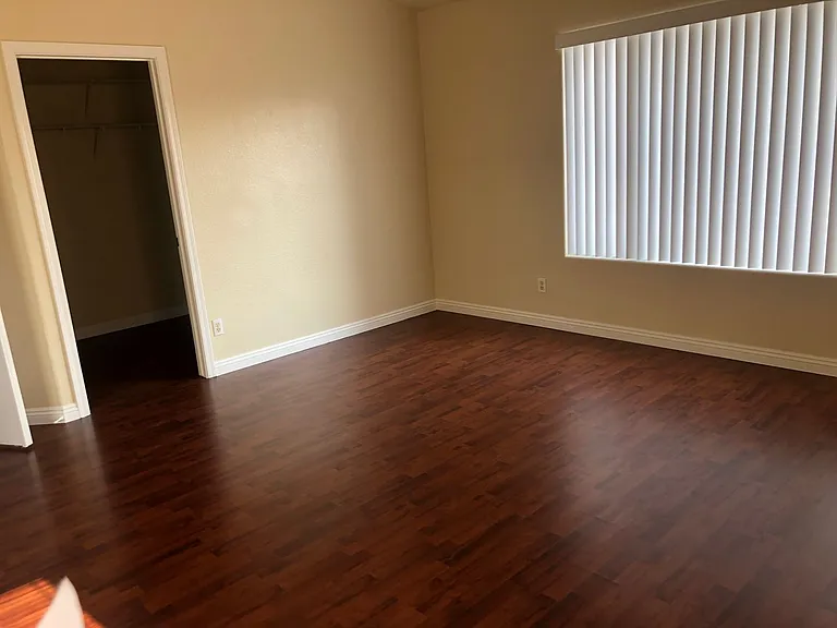 8101 Yellow Daisy Ave — Photo 27