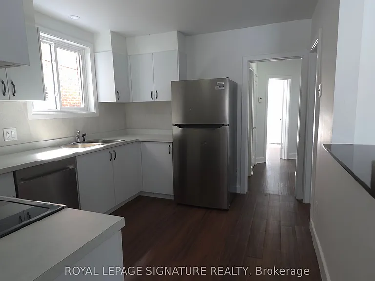 16 Muir Dr — Photo 8