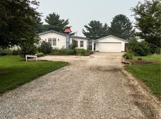 9548 Blough Rd, Sterling, OH 44276