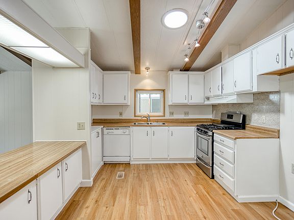 3rd image of 3304 Shasta Dam Blvd Spc 40