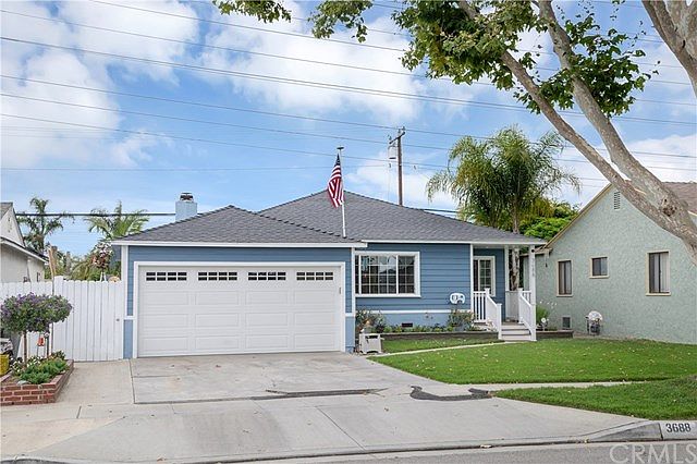 1st image of 3688 Stevely Ave