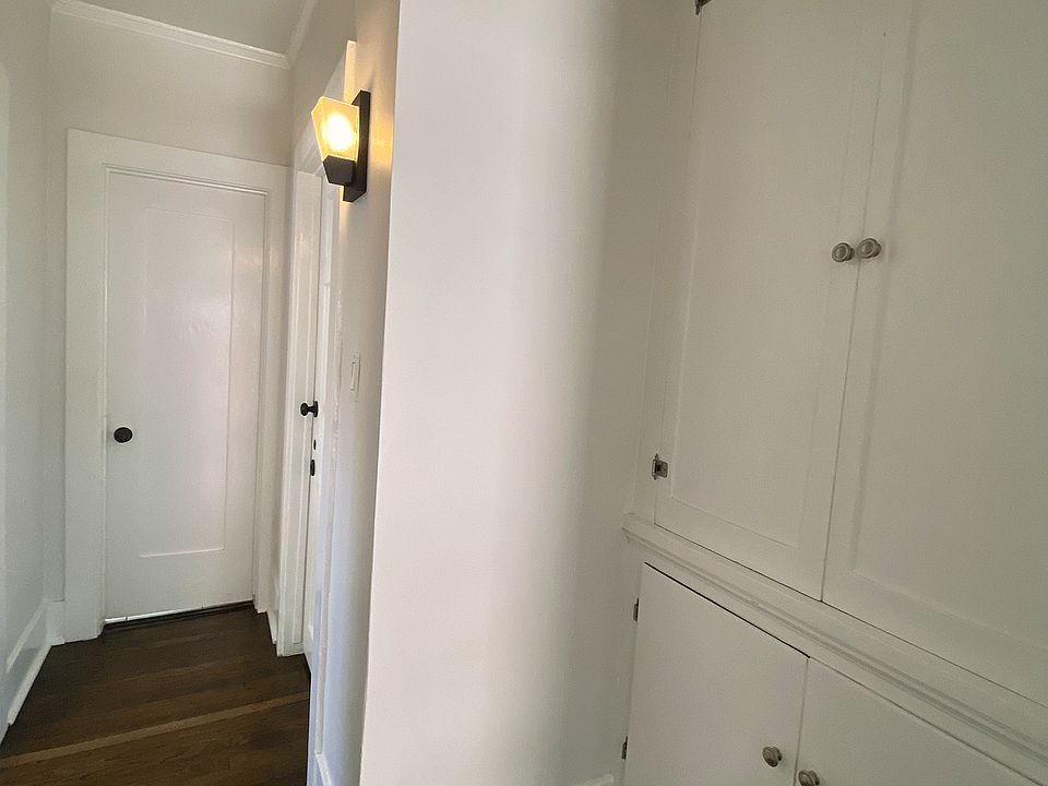 Hallway /cabinets