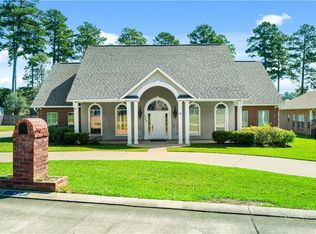 127 Pinewood Ave, Pineville, LA 71360
