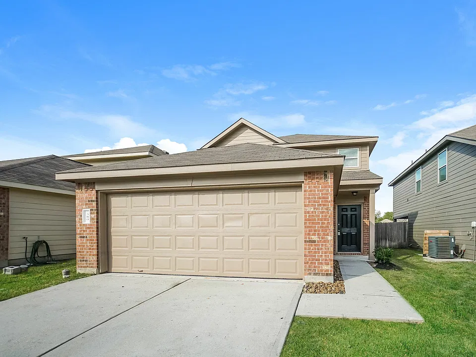 380 N Meadows Dr