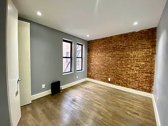 Rented by Bruma Realty LLC