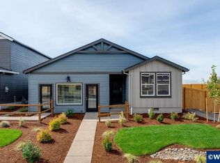 113 Greencrest St NE, Salem, OR 97301