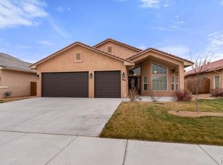 906 Aspencrest Dr, Pueblo, CO 81005