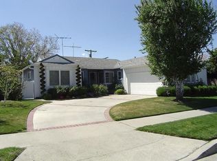11439 Blythe St, North Hollywood, CA 91605