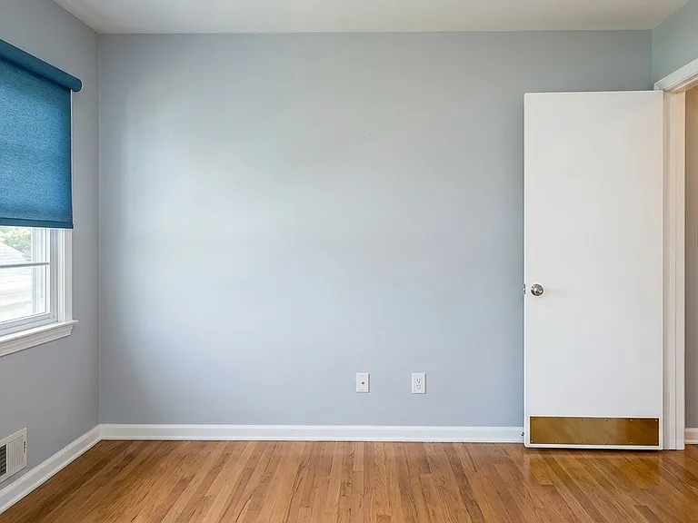 10305 Ruckle St — Photo 13