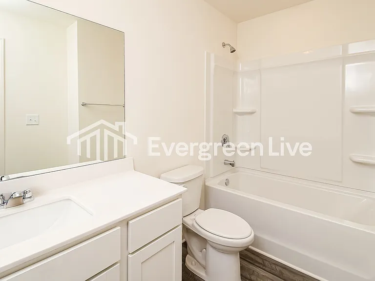 207 Long Dr — Photo 13