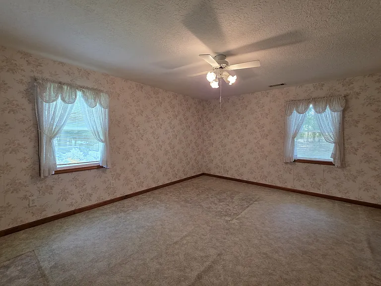 203 Del Rio Rd — Photo 15