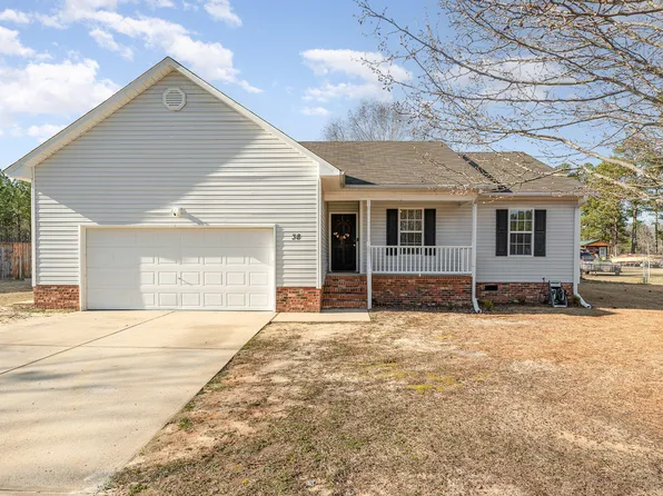 38 Colonial Hills Dr, Lillington, NC 27546
